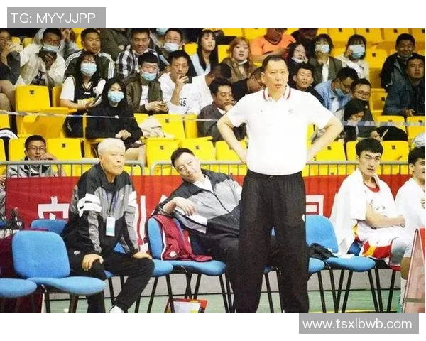 中国男足与印度队激战正酣比分悬念引发球迷热议