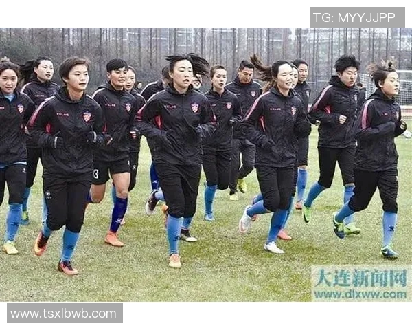 大连权健女足迎战上海球队全力争胜展现女足风采